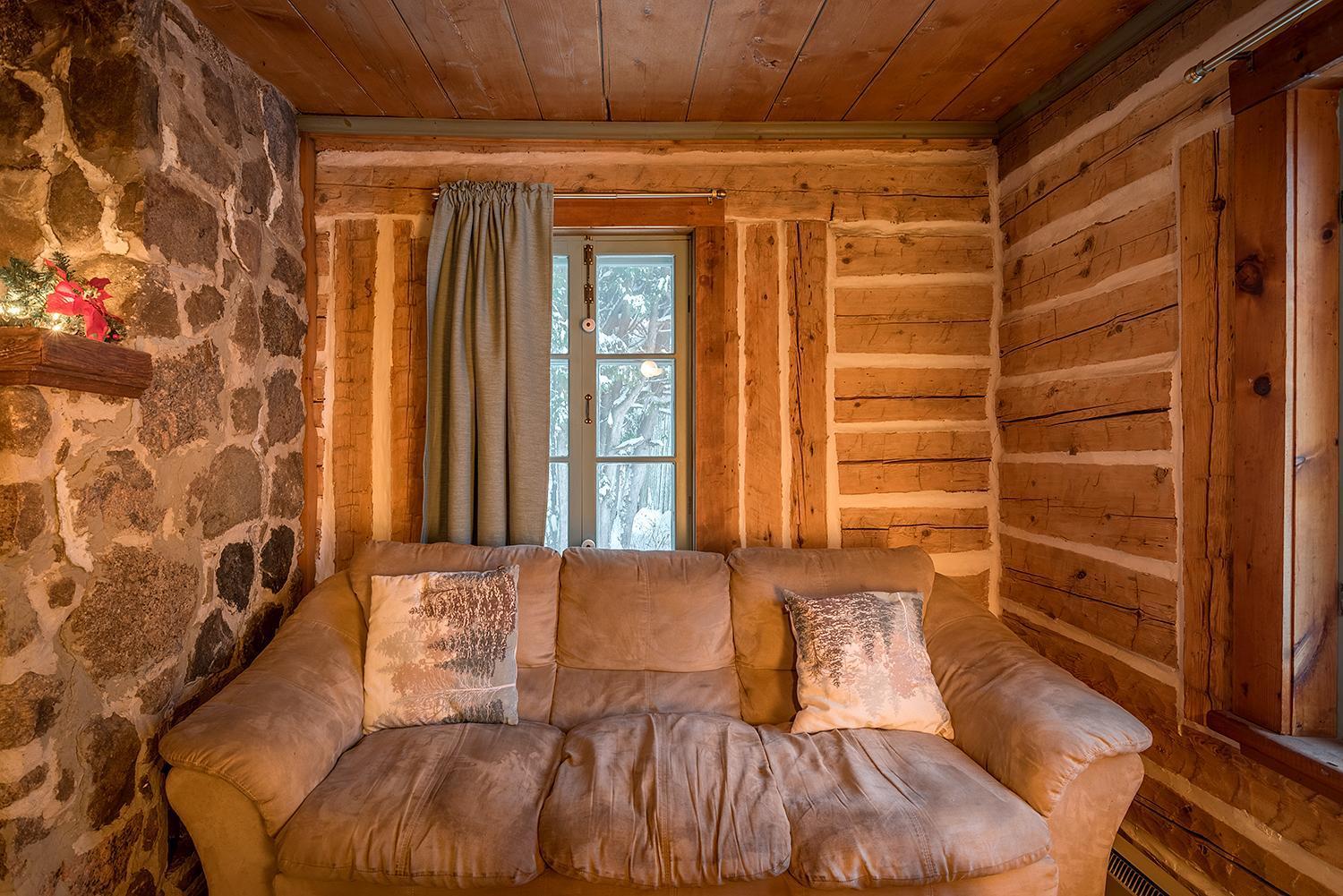 Ancestral Wooden Chalet - St-Gabriel De Brandon Mandeville المظهر الخارجي الصورة